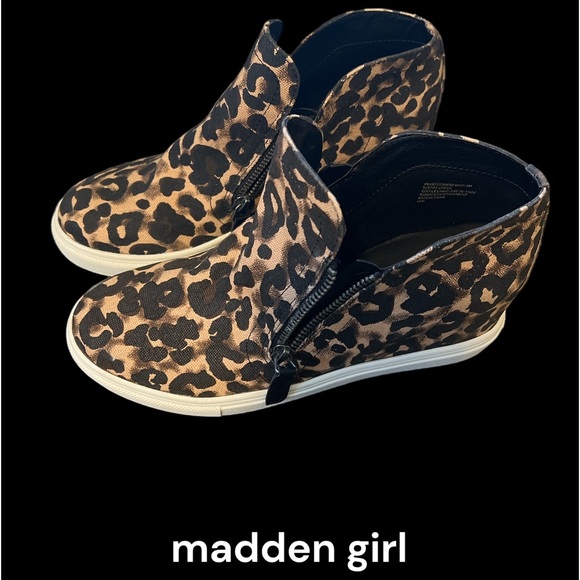 Madden Girl Wedge Sneakers - Picture 1 of 2